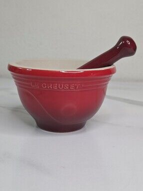 Le Creuset Cerise Stoneware Mortar & Pestle